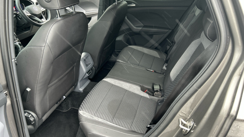 Volkswagen T-Cross 1.6 TDI R-Line 5dr DSG Diesel Estate